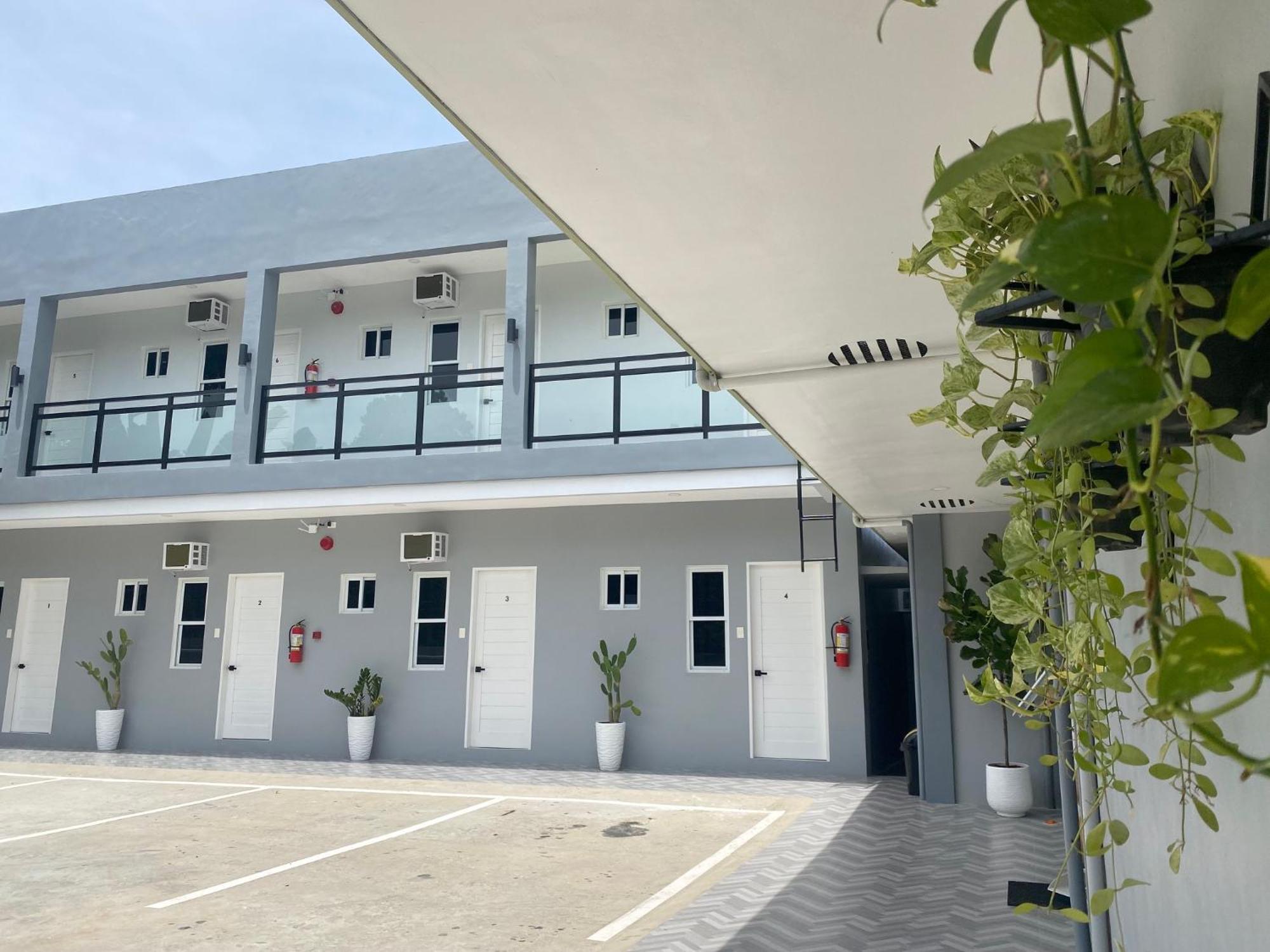 Tropical Stay Accommodations Dao Città di Tagbilaran Esterno foto